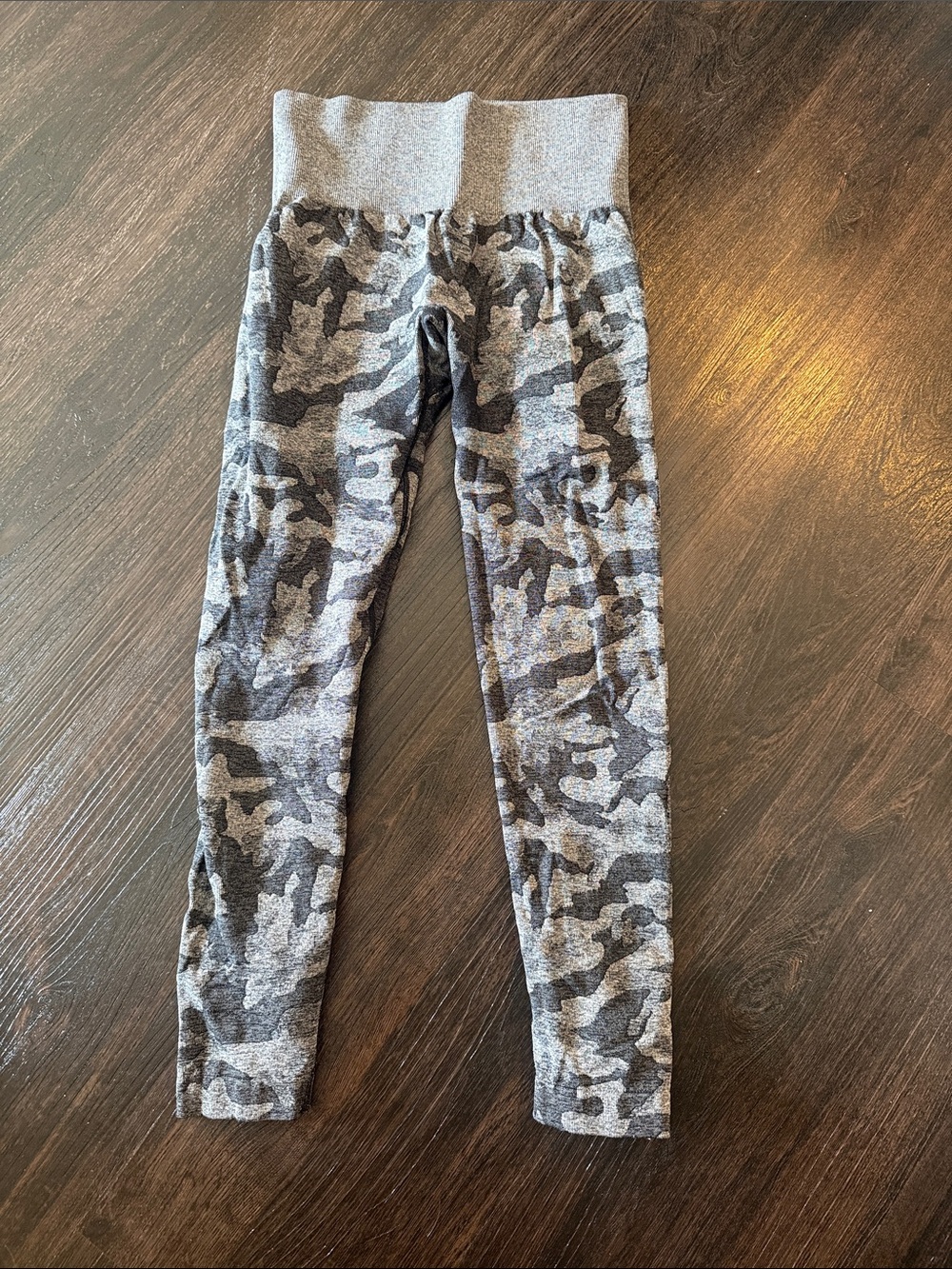 NVGTN Gray Camo High-Waist Leggings